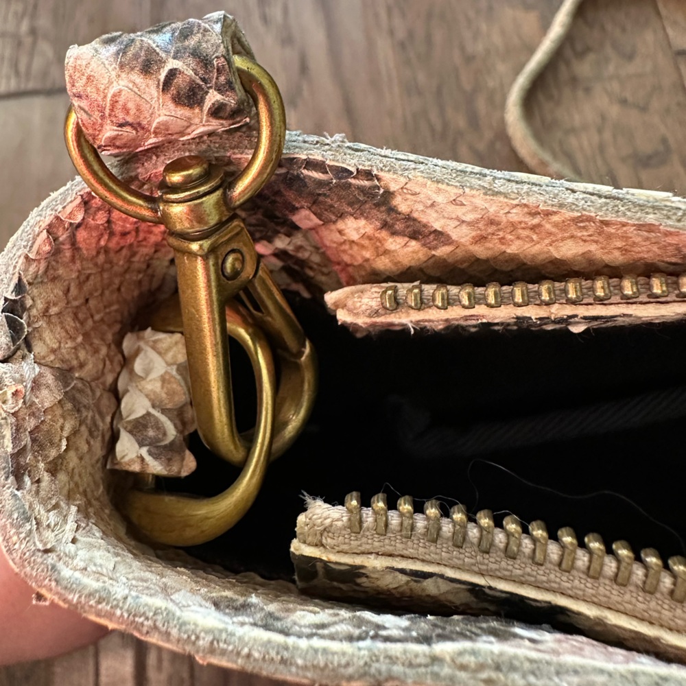 Madewell Snakeskin Crossbody Purse - Picture 9 of 9